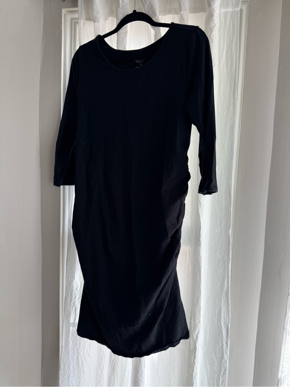 Isabel Maternity by Ingrid & Isabel Black Long Sleeve Maternity Midi Dress